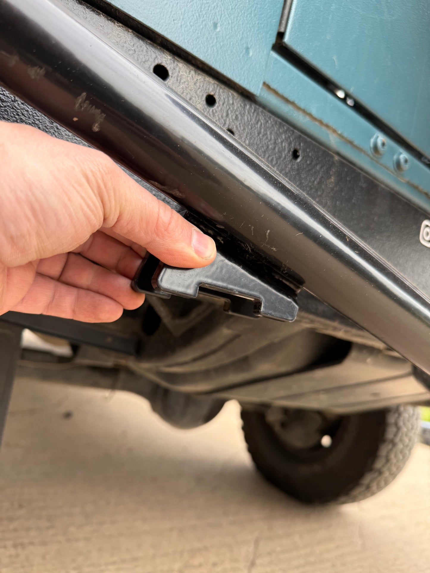 High-lift jack accessory for ORE style rear step