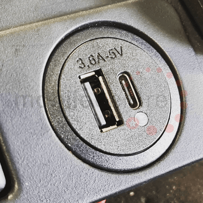 Defender 12v USB-C & USB-A Charging Socket