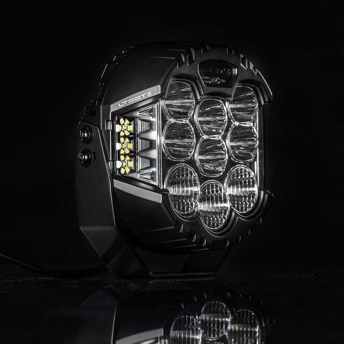 7inch Rave-X Driving Light with Background Light