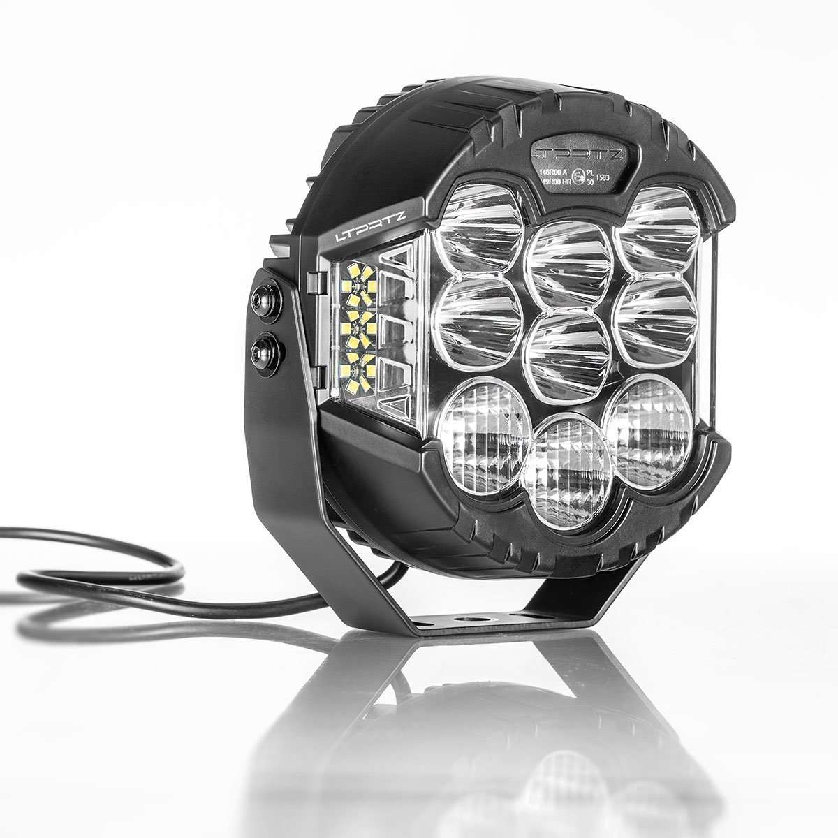 7inch Rave-X Driving Light with Background Light