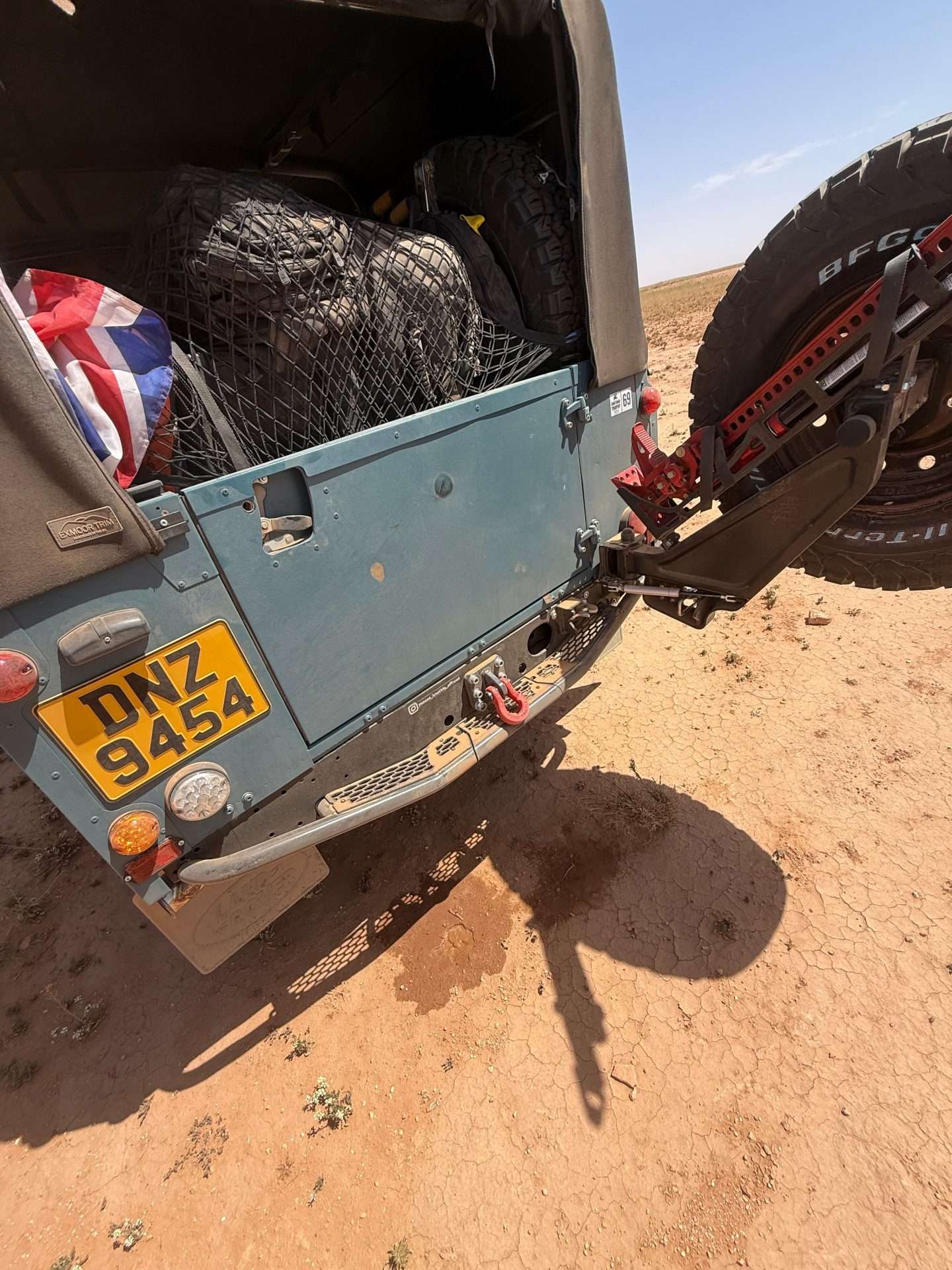 Land Rover Defender Expedition Wheel Carrier